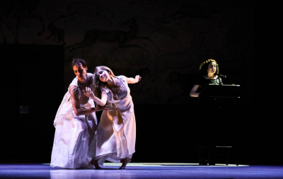 Neumeiers Tanz-Drama 'Die Unsichtbaren' in Hamburg uraufgeführt