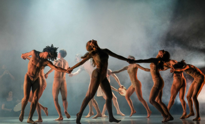 Neumeiers Tanz-Drama 'Die Unsichtbaren' in Hamburg uraufgeführt