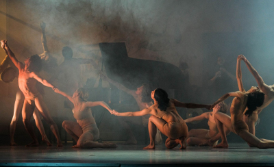 Neumeiers Tanz-Drama 'Die Unsichtbaren' in Hamburg uraufgeführt