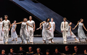Händels "Messias" in Neumeier-ChoreographieDEUTSCHER TITEL für Licht&Schatten
