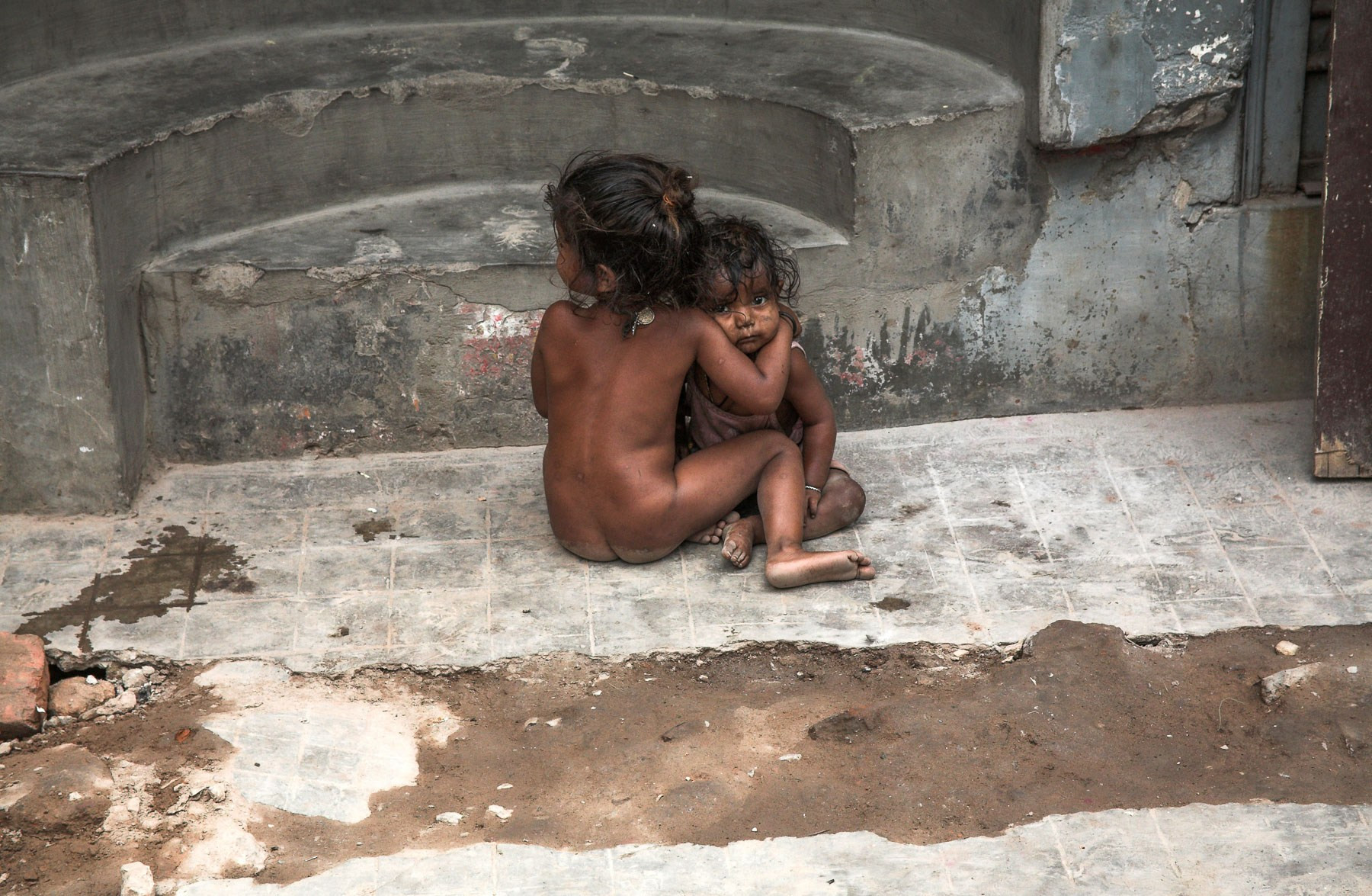 Welche Chancen werden solche Mädchen haben, die ich hier in Kolkata/Kalkutta fotografierte. Mit Glück werden sie überleben