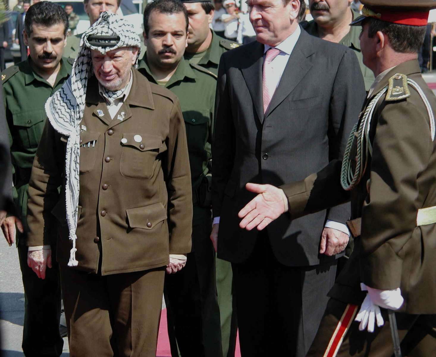 2003 - Arafat und Kanzler Schröder in Gaza