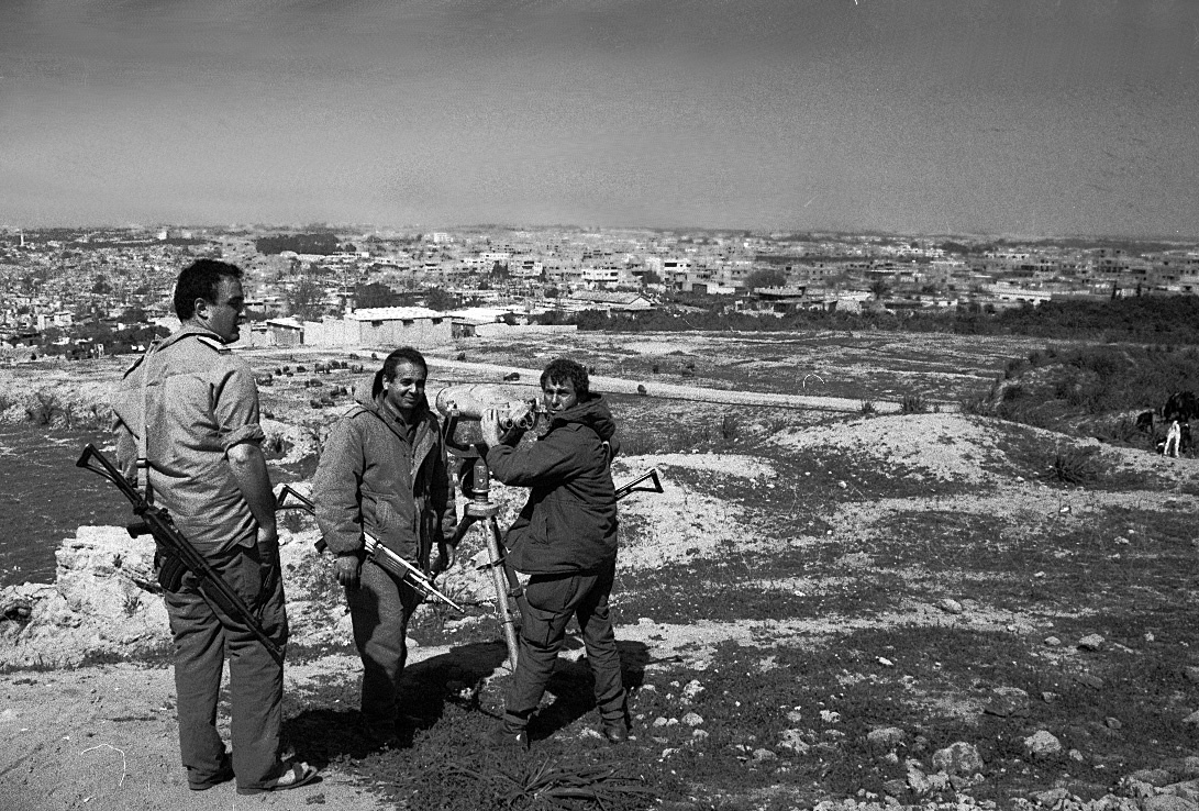 1989 Gaza: jüdische Siedler schwer bewaffnet