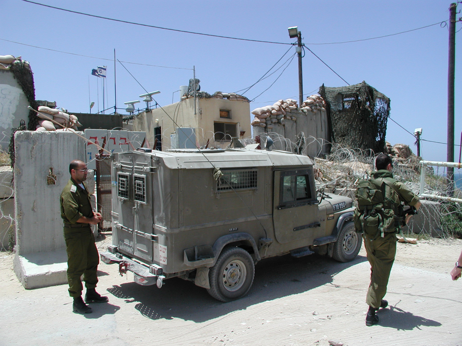 Israelische Soldaten im \"Feindesland\" eigentlich hätte zu diesem zeitpunkt längst Frieden herrschen müssen, aber die Konferenz von Camp David scheiterte