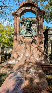 Zola's Gebeine liegen inzwischen im Pantheon