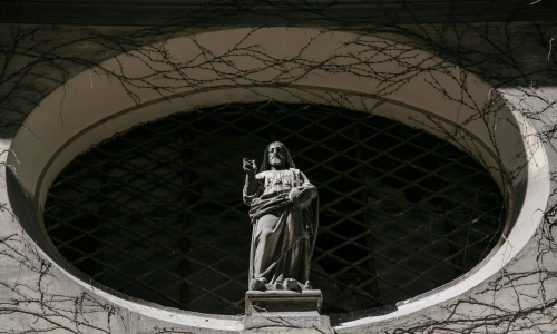 Kathedrale von Neapel (Duomo di Napoli) befindet sich in der Via Duomo